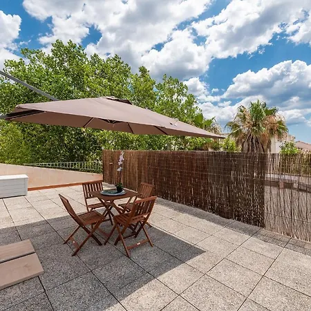 Apartament Pearl Coast *